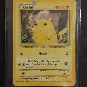 Pikachu vintage Pokemon trading card